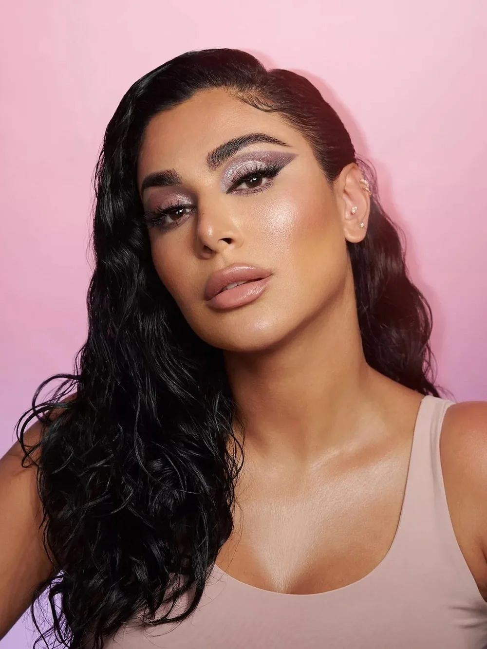 HUDA BEAUTY ROSE QUARTZ EYESHADOW PALETTE